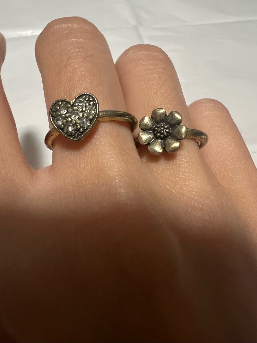 2 Bronze-Tone Heart and Flower Rings Set